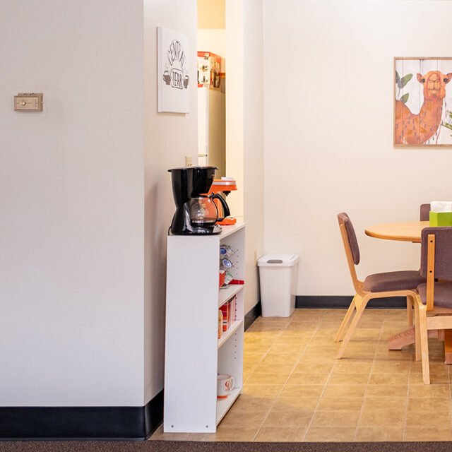 Image of a breakfast nook inside a Faculty Memorial Commons apartment