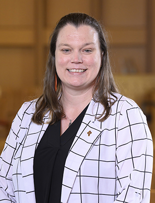 Dr. Sarah Boberg