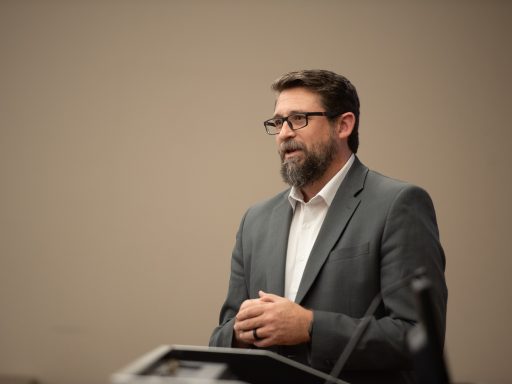 Dr. Wes Rich teaching a class.