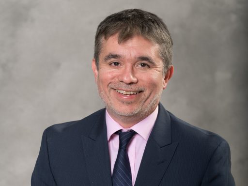 Dr. Victor Pulgar headshot