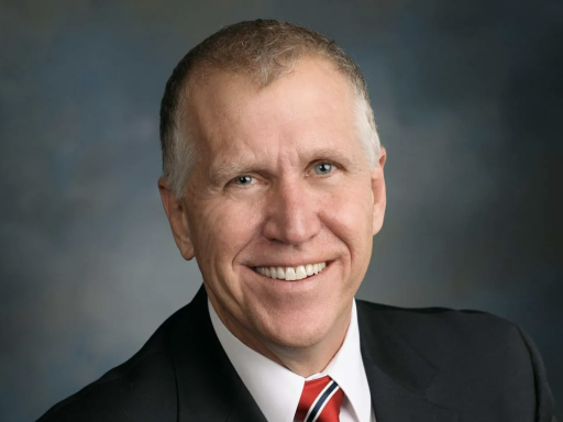 Photo of US Senator Thom Tillis (R-NC)