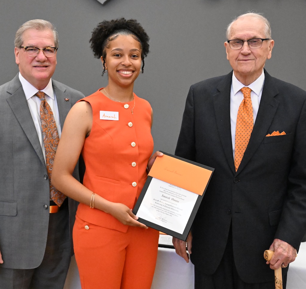 Photo of Amarah Owens, a Master of Divinity candidate, with Dr. John Roberson and Dr. Jerry M. Wallace