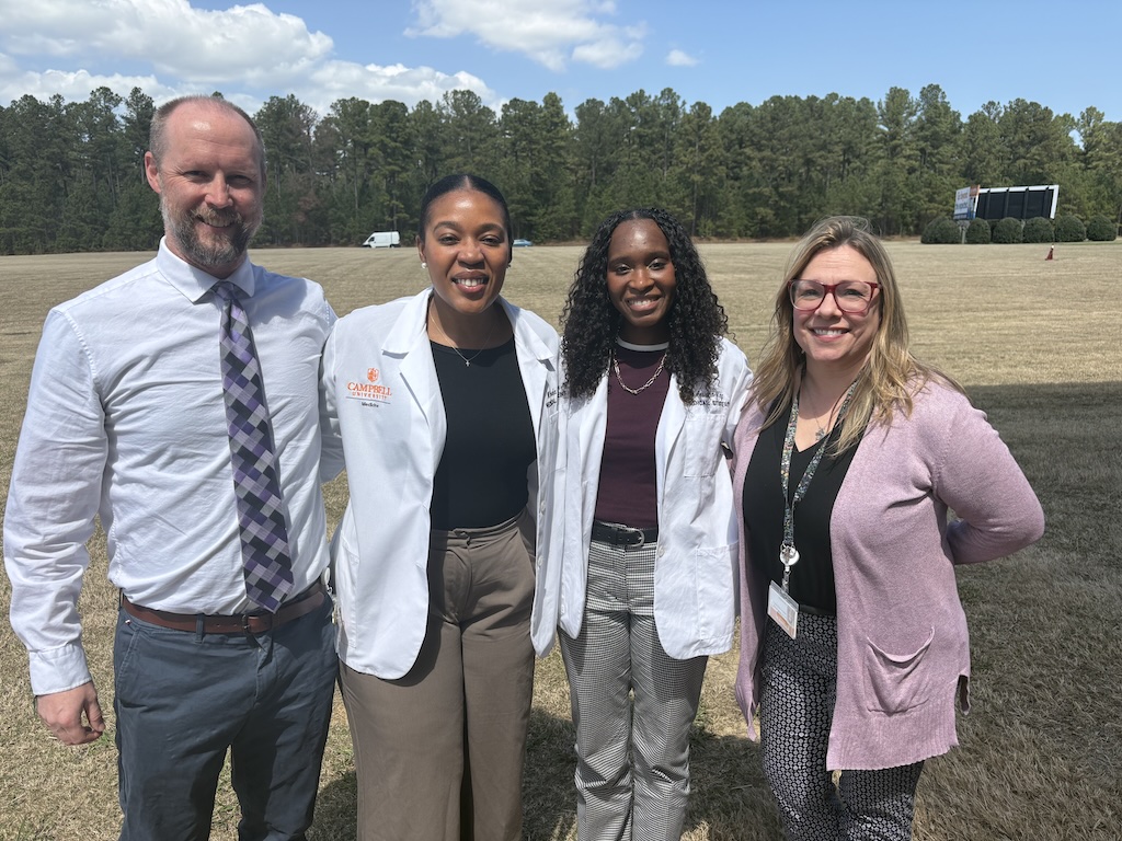 Schweitzer Fellows and faculty advisers, mentors