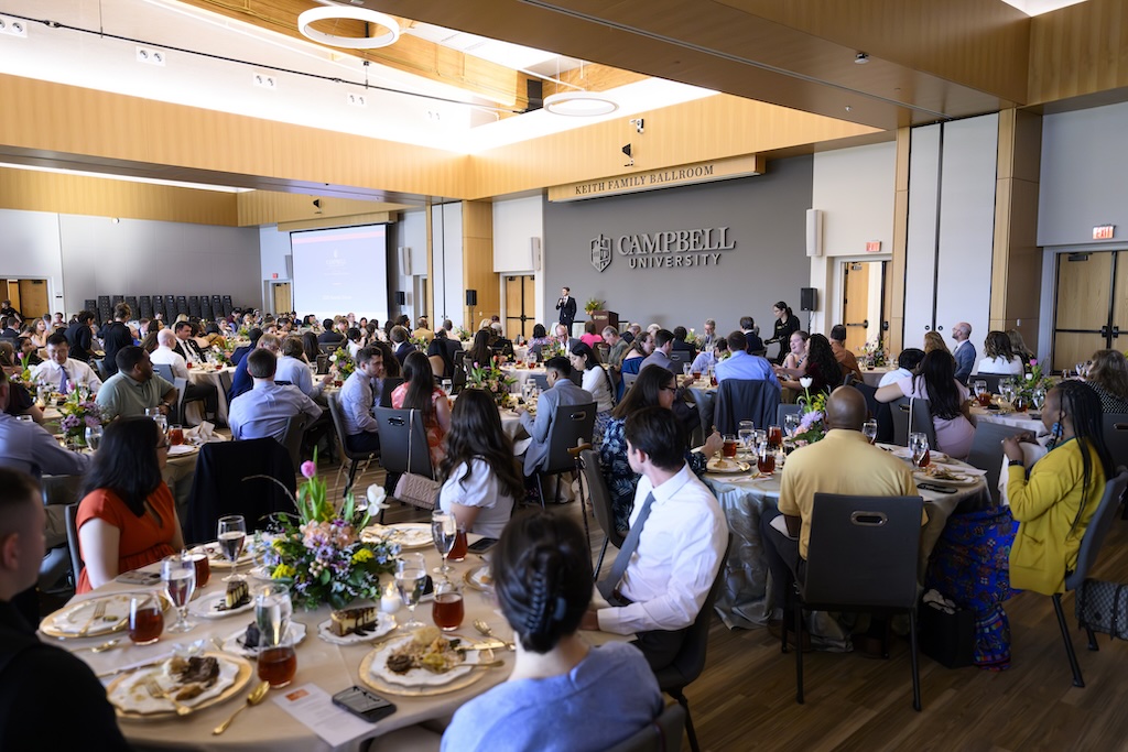 CUSOM Class of 2026 Awards Dinner overview of room photo