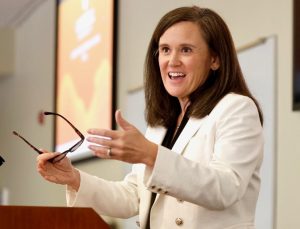 Photo of Judge Beth Tanner '08 talking to members of the incoming Class of 2029