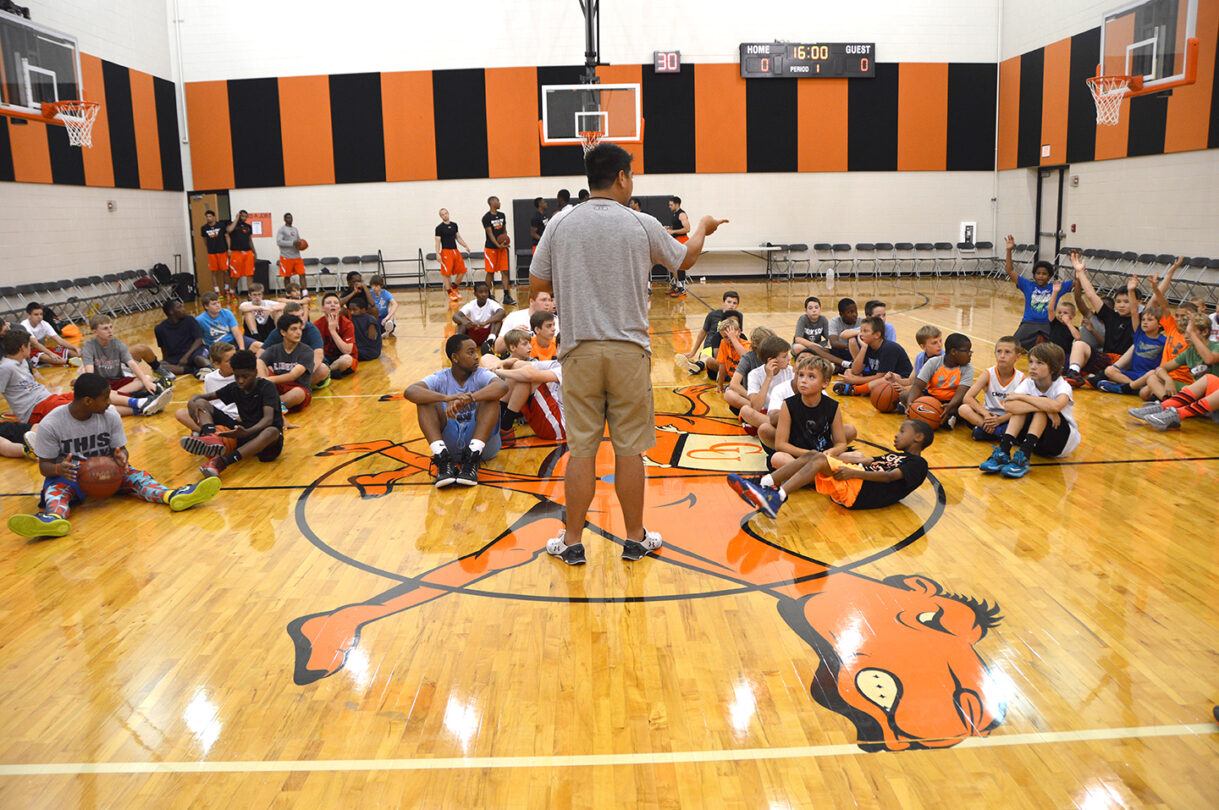 Legendary Campbell Basketball School Summer 2015 Campbell Magazine
