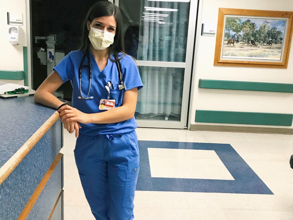 medical student standing in the emergency room